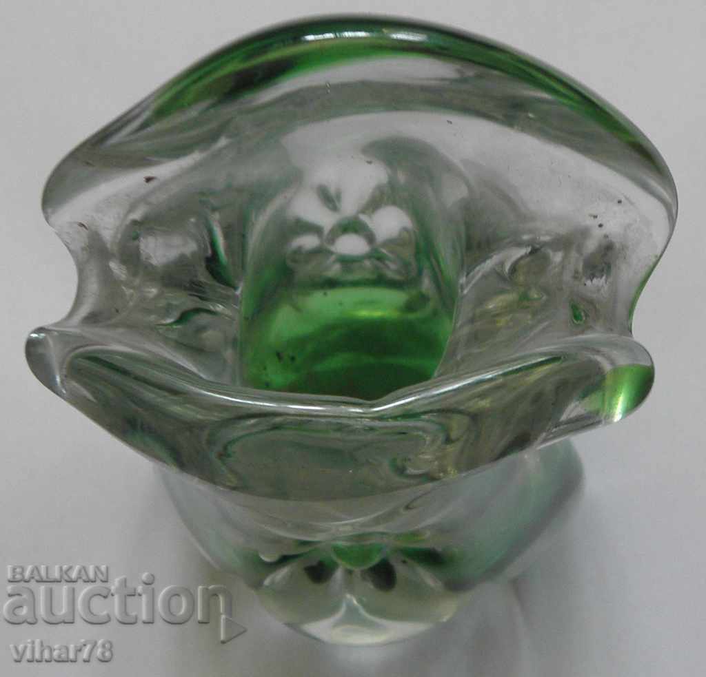 ΠΟΛΥ ΟΜΟΡΦΟ ΒΑΛΟ ΒΑΡΟΣ - ΓΥΑΛΙΝΟ ΓΥΑΛΙ - 5