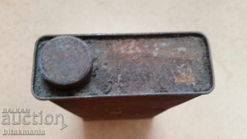 Delivery of Old metal box - read the auction carefully Delivery of Old metal box - read the auction carefully