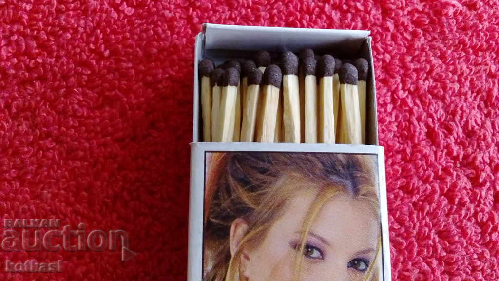 Auction  Star Match Singer Emilia