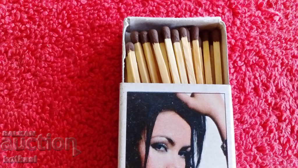 Auction  Star Match Singer Maria