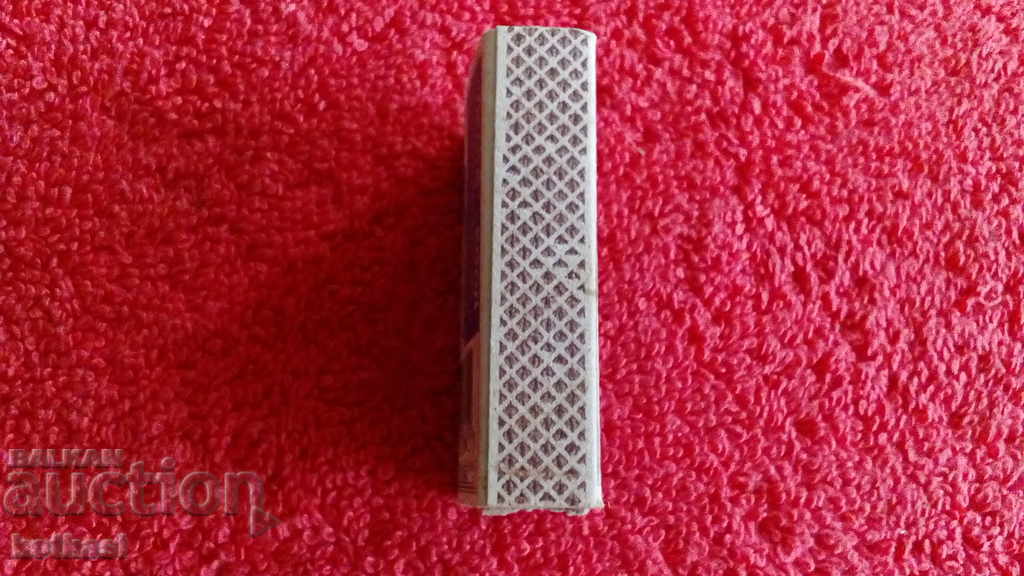 Livrarea Chibrit vechi Cântăreața Kamelia