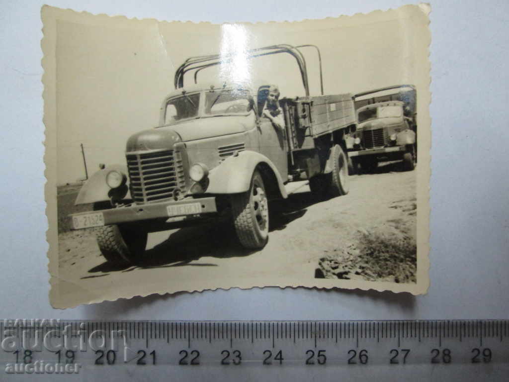 OLD PHOTO TRUCK KINGDOM OF BULGARIA with price 20.00 BGN | € 10.23 OLD PHOTO TRUCK KINGDOM OF BULGARIA with price 20.00 BGN | € 10.23