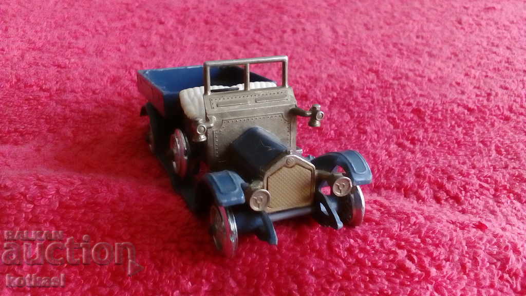 Δημοπρασία Παλιό MATCHBOX ENGLAND LESNEY 1973 μικρό μεταλλικό αυτοκίνητο Δημοπρασία Παλιό MATCHBOX ENGLAND LESNEY 1973 μικρό μεταλλικό αυτοκίνητο