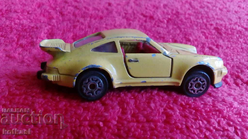 Old metal car MAJORETTE PORSCHE TURBO 1/57 with price 10.50 BGN | € 5.37 Old metal car MAJORETTE PORSCHE TURBO 1/57 with price 10.50 BGN | € 5.37