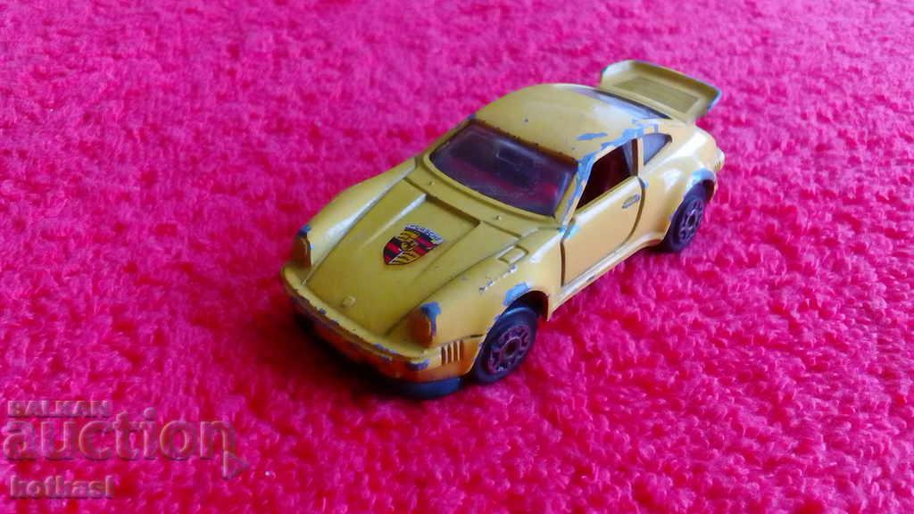 Old metal car MAJORETTE PORSCHE TURBO 1/57 - 7 Old metal car MAJORETTE PORSCHE TURBO 1/57 - 7