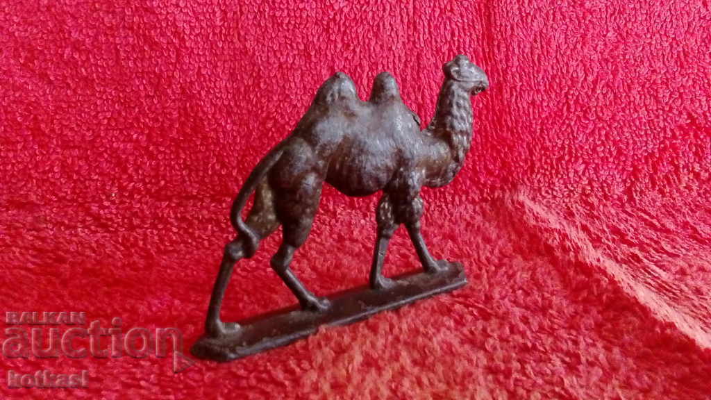 Old metal figure Camilla with price 26.00 BGN | € 13.29 Old metal figure Camilla with price 26.00 BGN | € 13.29