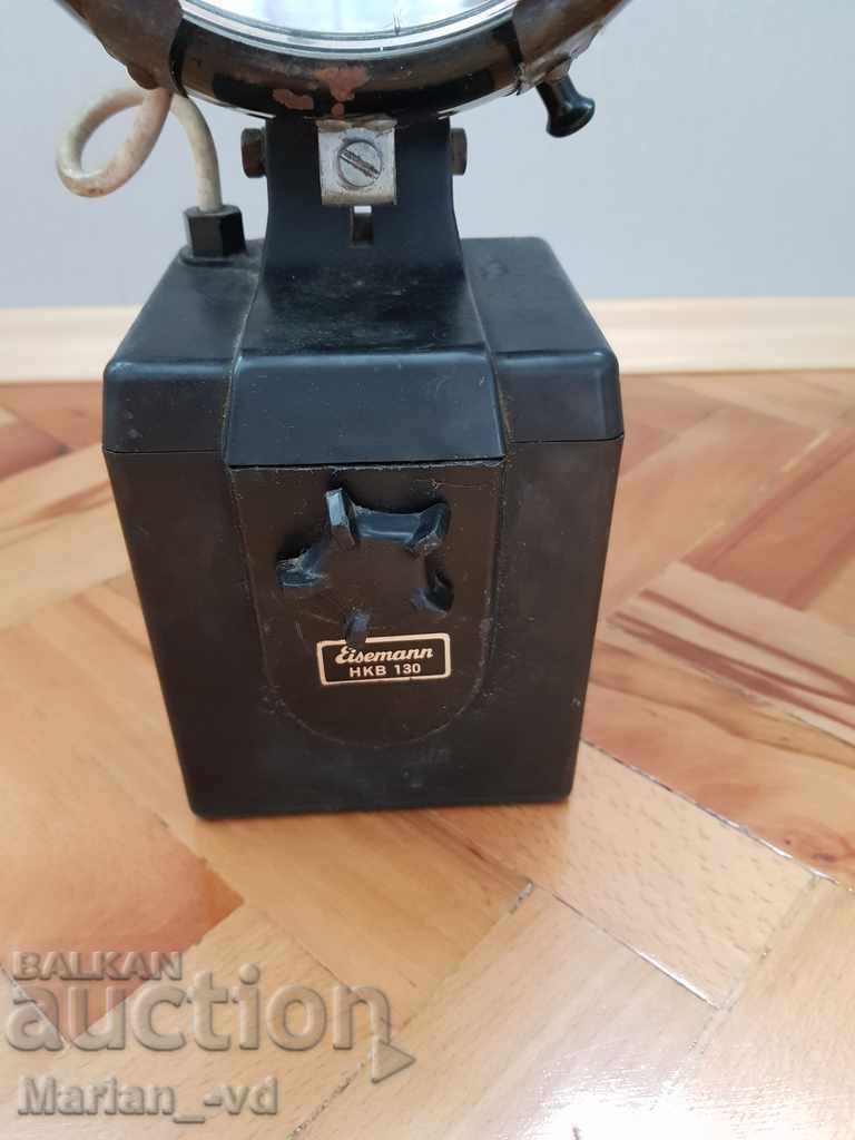 Old rechargeable bakelite floodlight with price 70.00 BGN | € 35.79 Old rechargeable bakelite floodlight with price 70.00 BGN | € 35.79