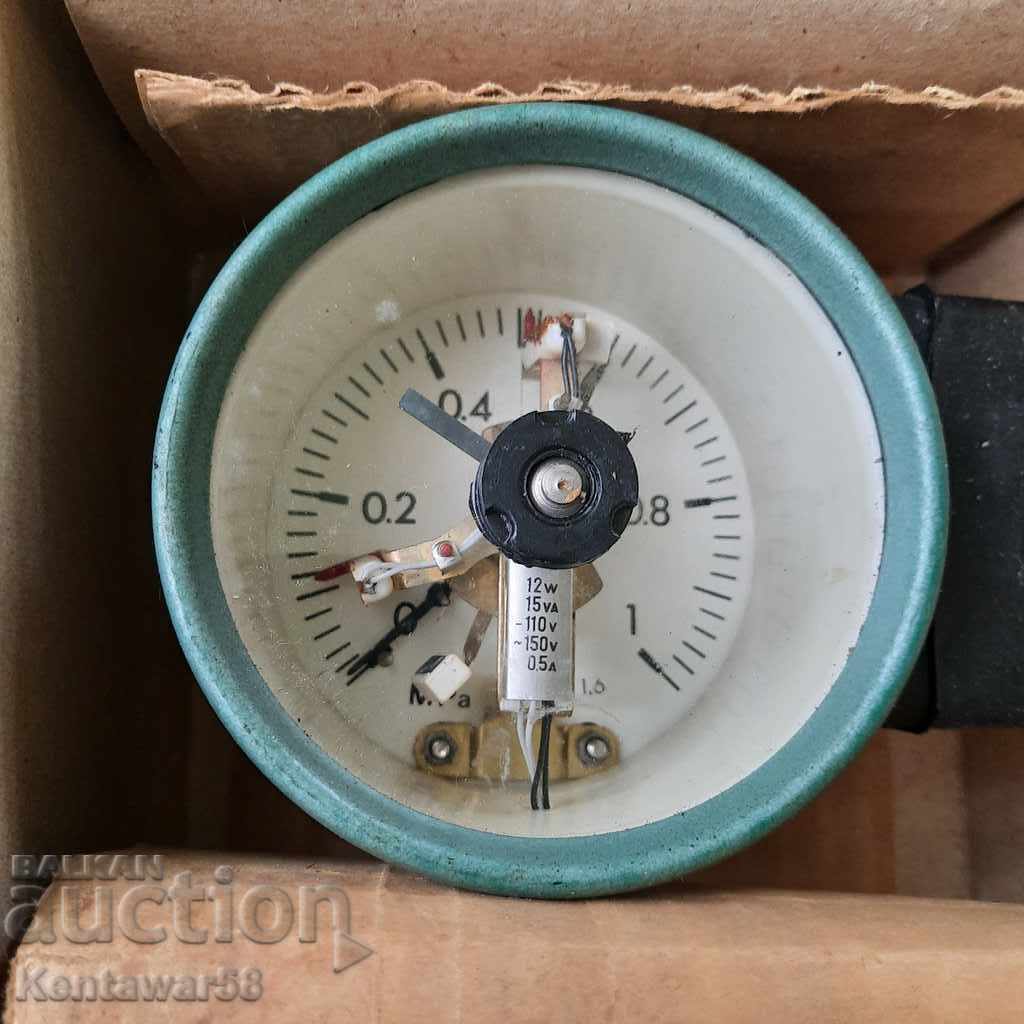 Device - electric pressure regulator - new Device - electric pressure regulator - new