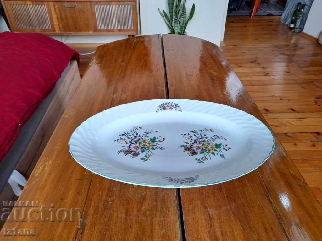 Old porcelain plate, plate with price 28.00 BGN | € 14.32 Old porcelain plate, plate with price 28.00 BGN | € 14.32
