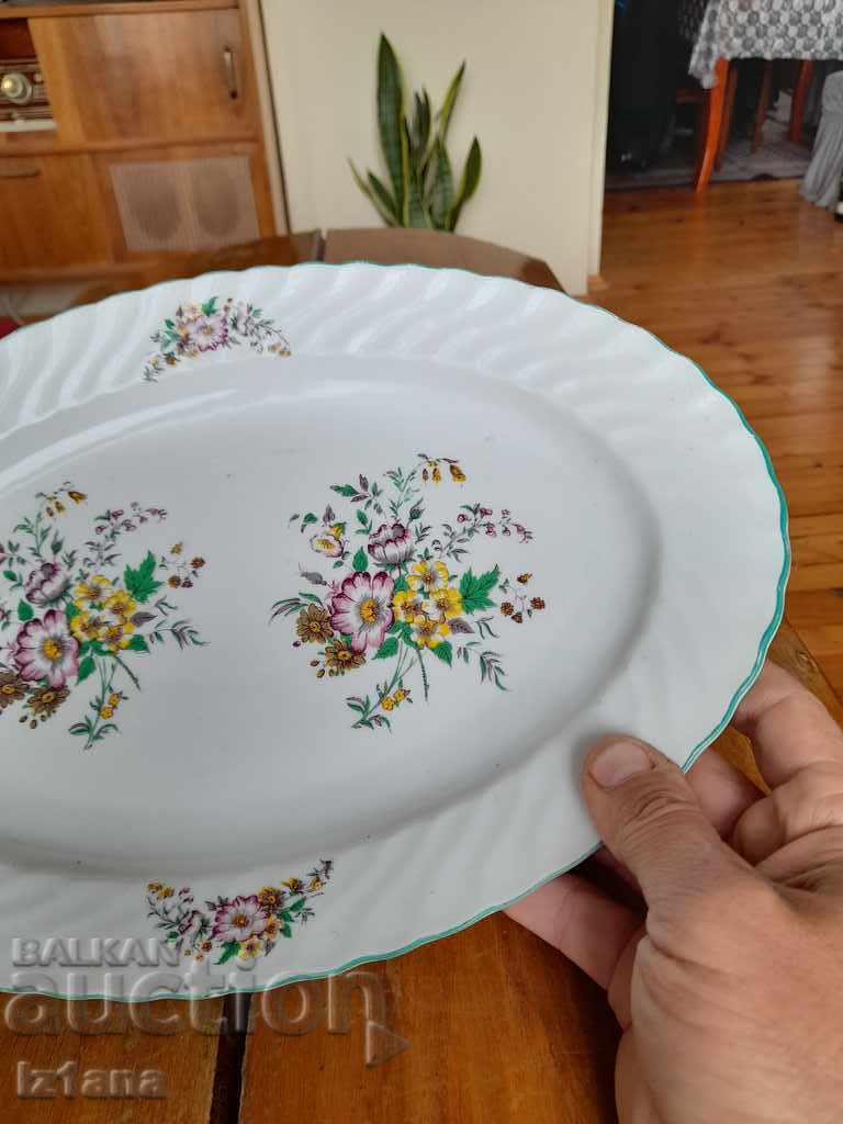 Delivery of Old porcelain plate, plate Delivery of Old porcelain plate, plate