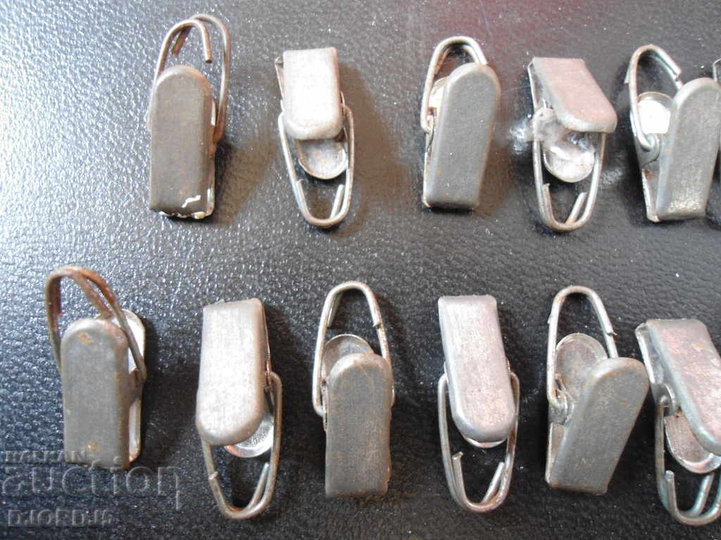Old metal curtain clips - 5 Old metal curtain clips - 5
