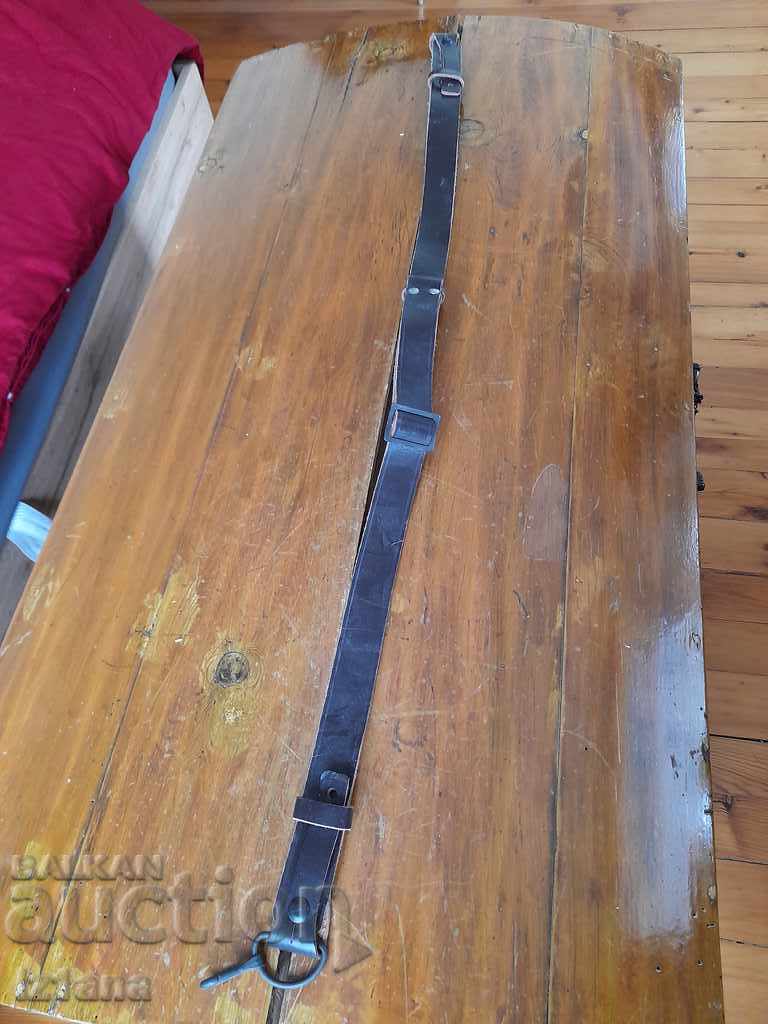 Old leather strap, rifle strap Old leather strap, rifle strap