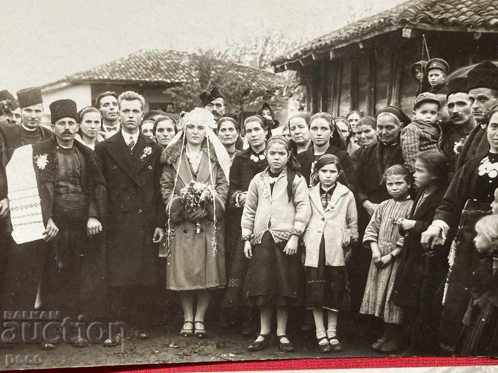 Belov Wedding Pop Orchestra Customs Three old photos with price 100.00 BGN | € 51.13 Belov Wedding Pop Orchestra Customs Three old photos with price 100.00 BGN | € 51.13