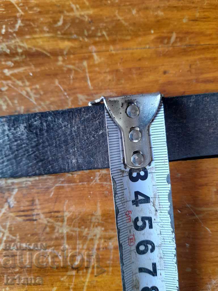Auction Old leather strap, rifle strap Auction Old leather strap, rifle strap