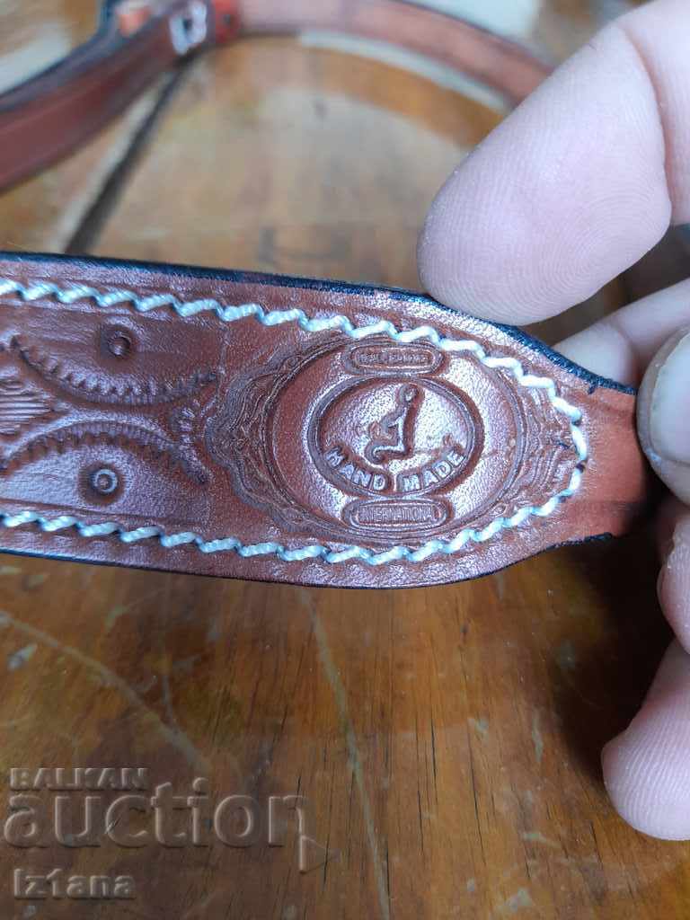 Auction Old leather strap, rifle strap Auction Old leather strap, rifle strap