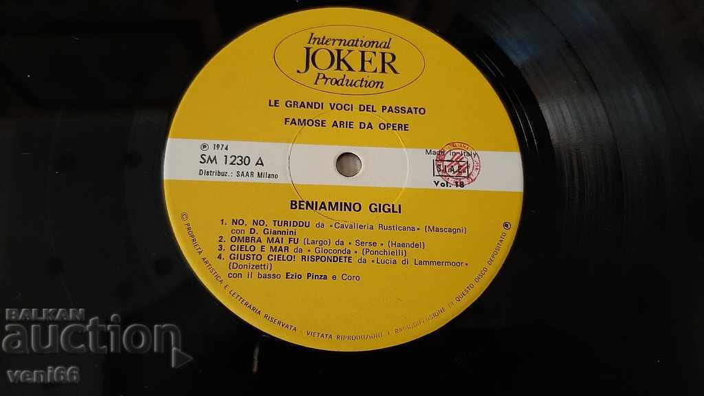 Auction Gramophone record - Benjamin Gillie Auction Gramophone record - Benjamin Gillie