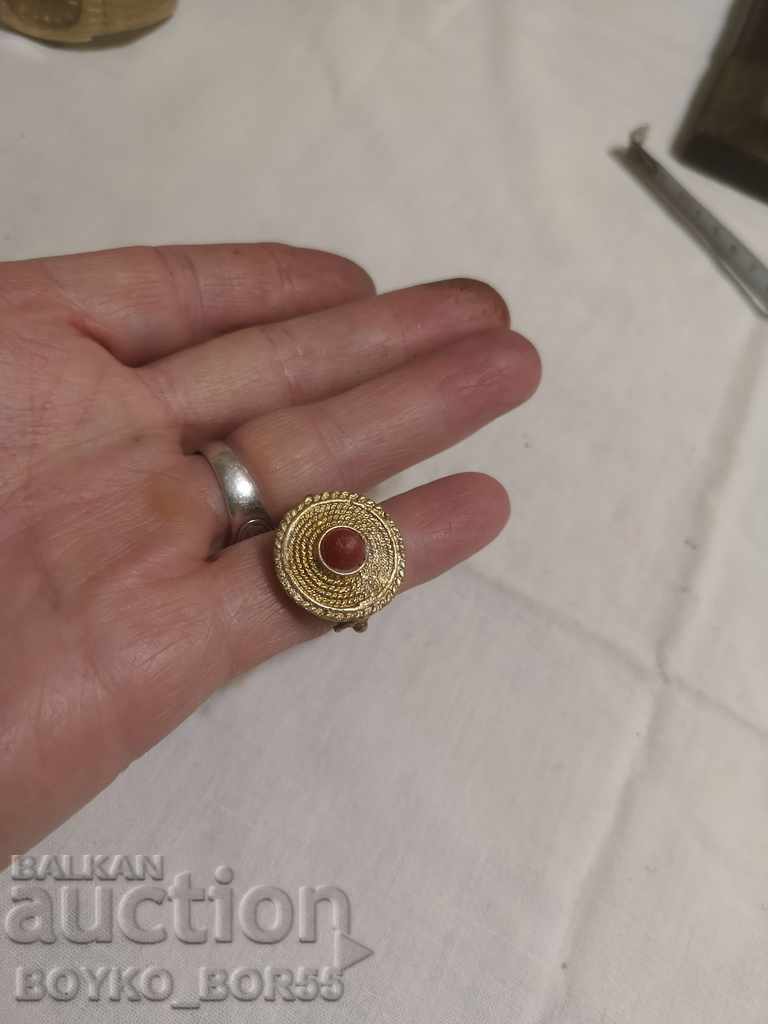 Delivery of Antique Revival Ring with Coral (2) Delivery of Antique Revival Ring with Coral (2)