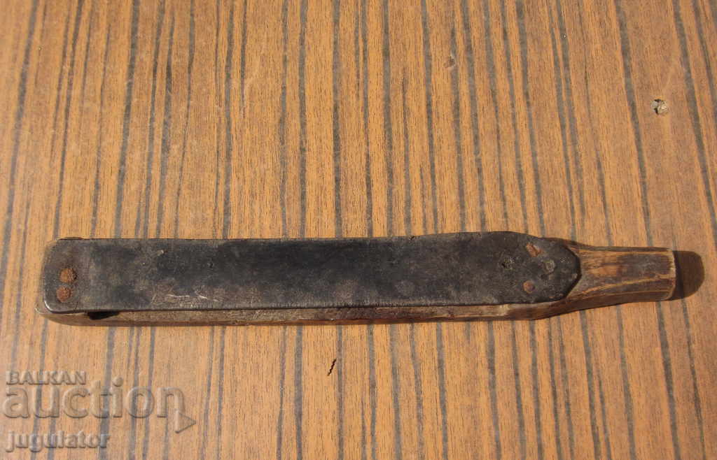 old antique razor sharpener razors