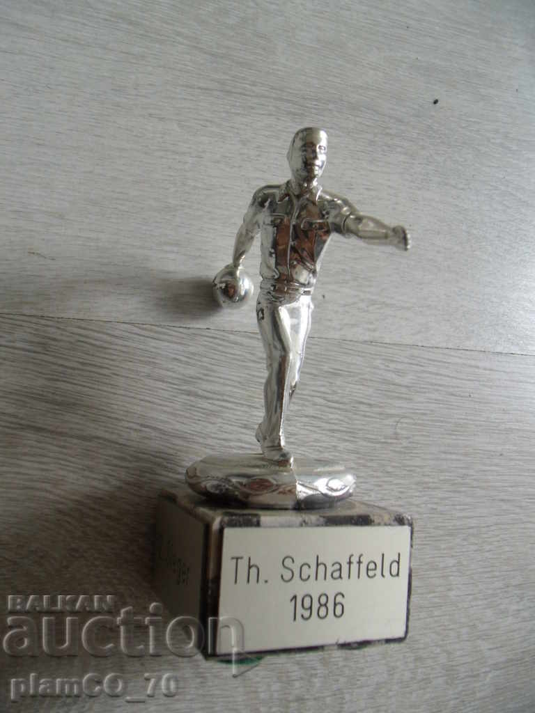 № * 5325 old metal prize statuette with price 10.00 BGN | € 5.11