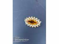BROOCH - OLD