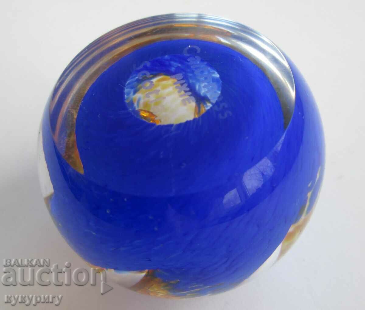 Auction  Beautiful original Caithness pixie Scotland glass paperweight