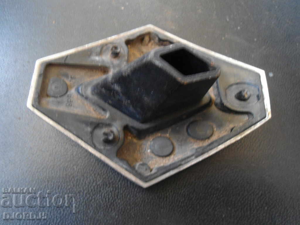 Auction RENAULT logo Auction RENAULT logo