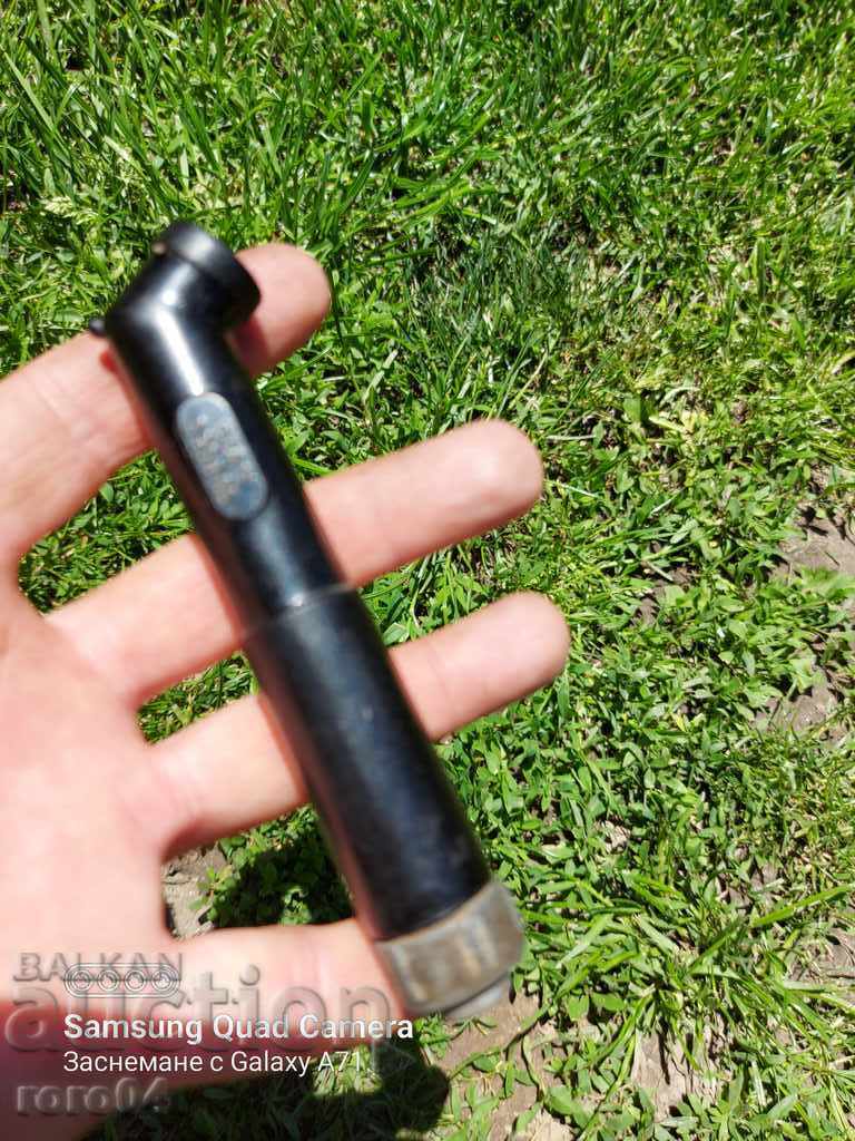 Auction  PRESSURE GAUGE - UMF