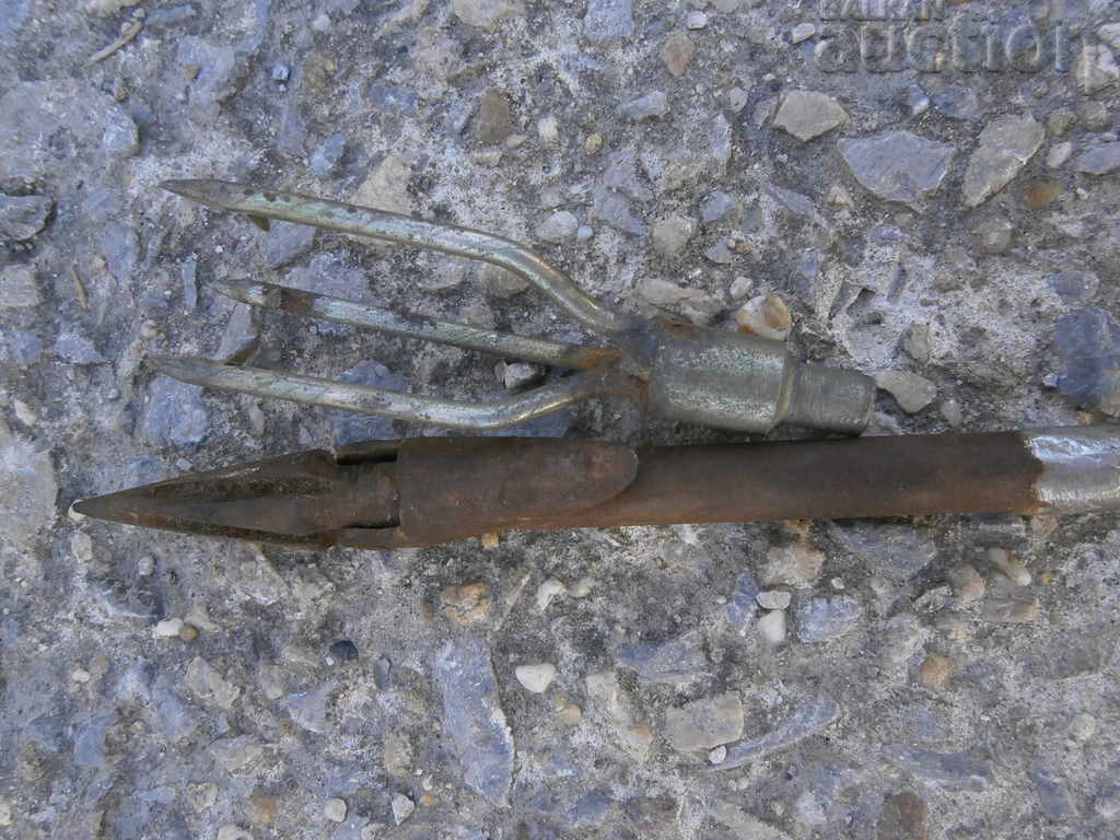 lot two arrows for fishing - 6 lot two arrows for fishing - 6