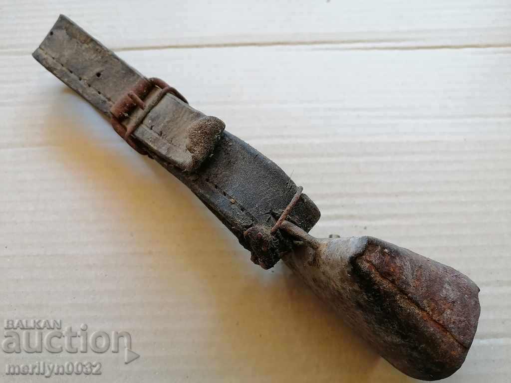 Δημοπρασία Παλιά κουδουνίστρα, κουδούνι, καμπάνα Δημοπρασία Παλιά κουδουνίστρα, κουδούνι, καμπάνα