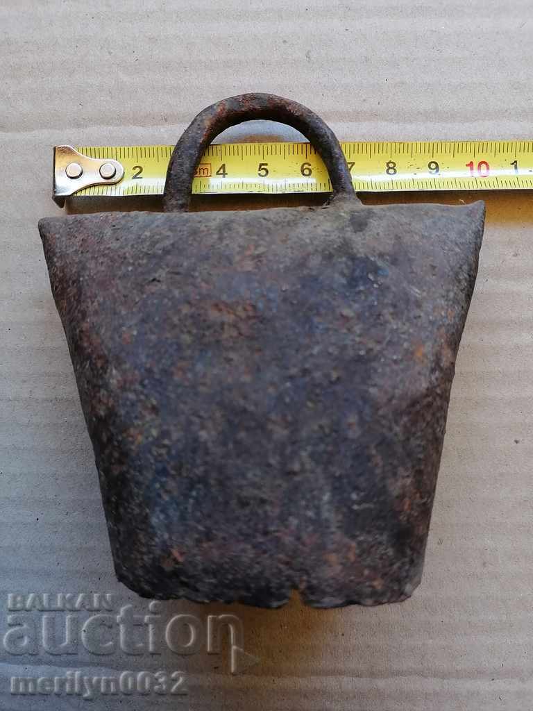 Παλιά κουδουνίστρα, κουδούνι, καμπάνα - 6 Παλιά κουδουνίστρα, κουδούνι, καμπάνα - 6