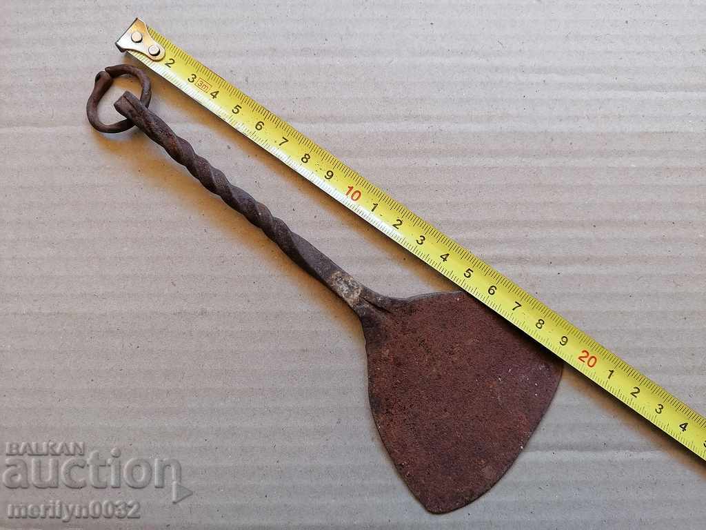 Delivery of Gingerbread, gingerbread, gingerbread, gingerbread, wrought iron