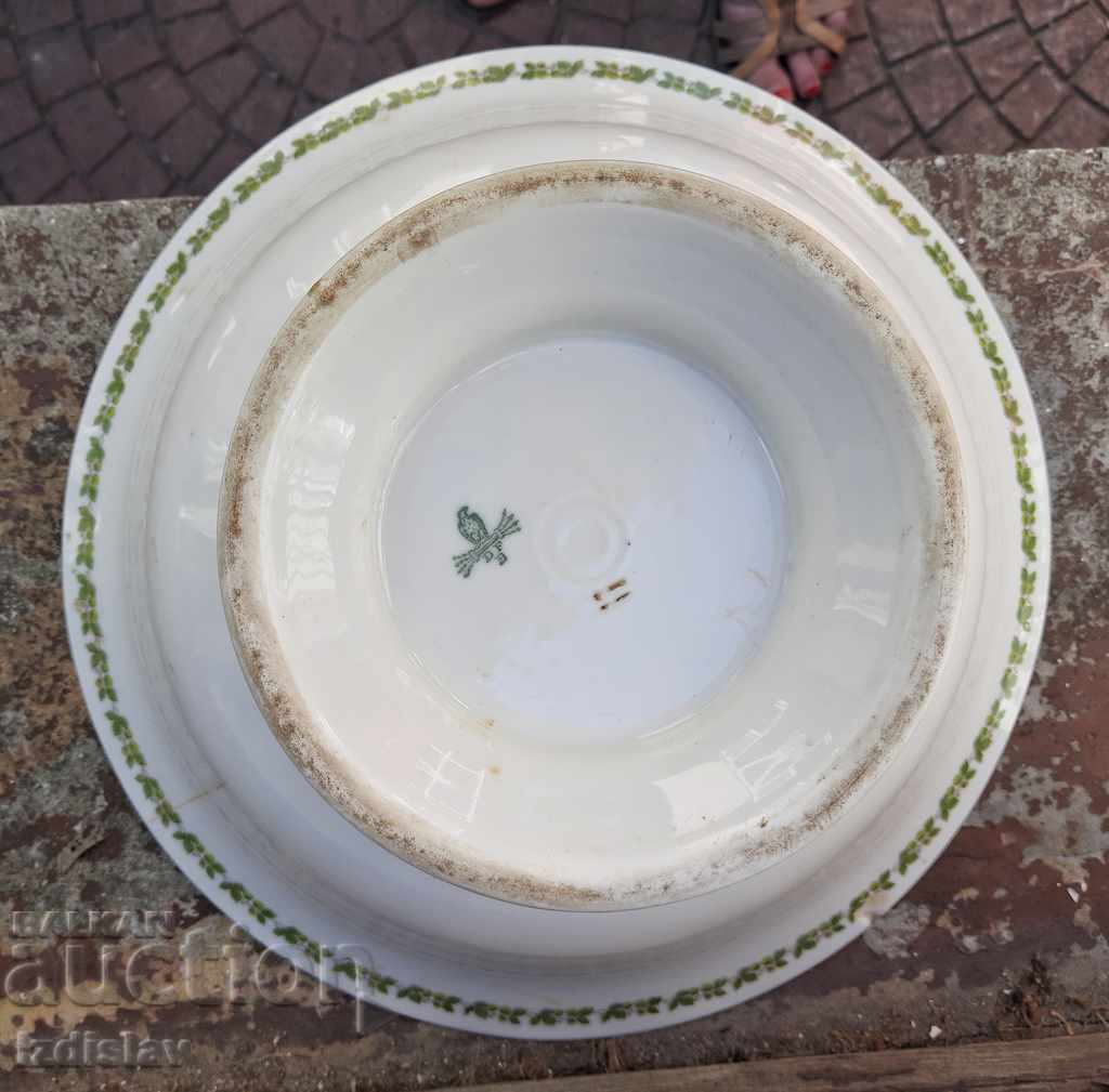 Delivery of Antique French porcelain hand washing bowl Delivery of Antique French porcelain hand washing bowl