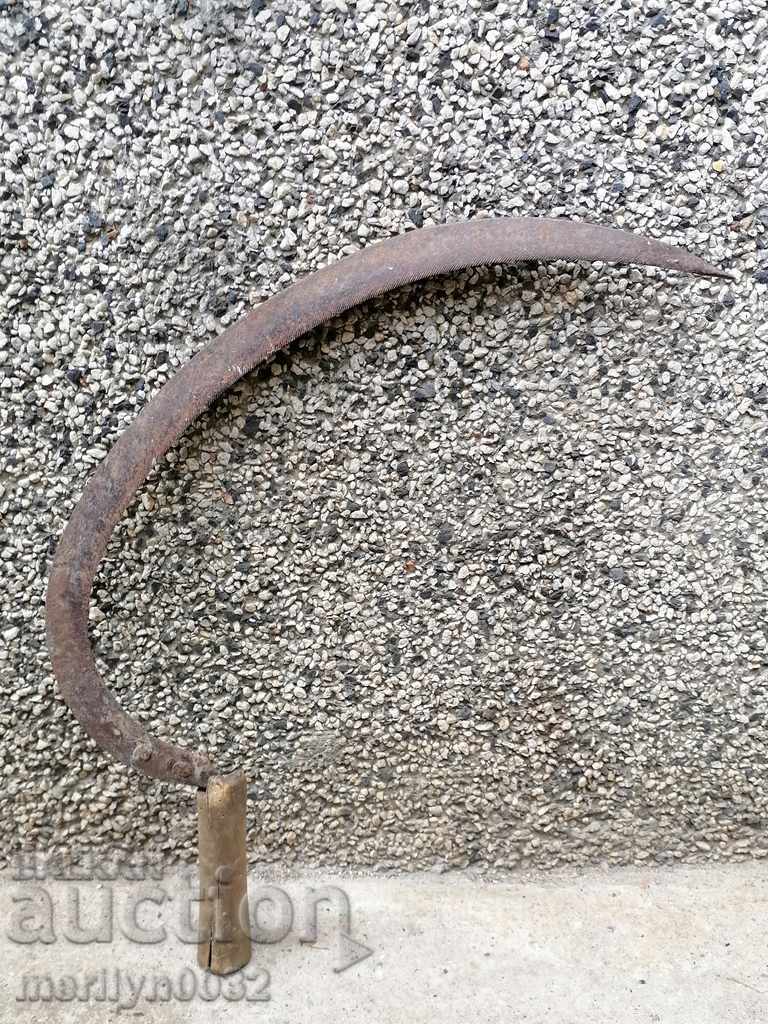 Old sickle STYER kosher, blade, wrought iron with price 46.00 BGN | € 23.52 Old sickle STYER kosher, blade, wrought iron with price 46.00 BGN | € 23.52