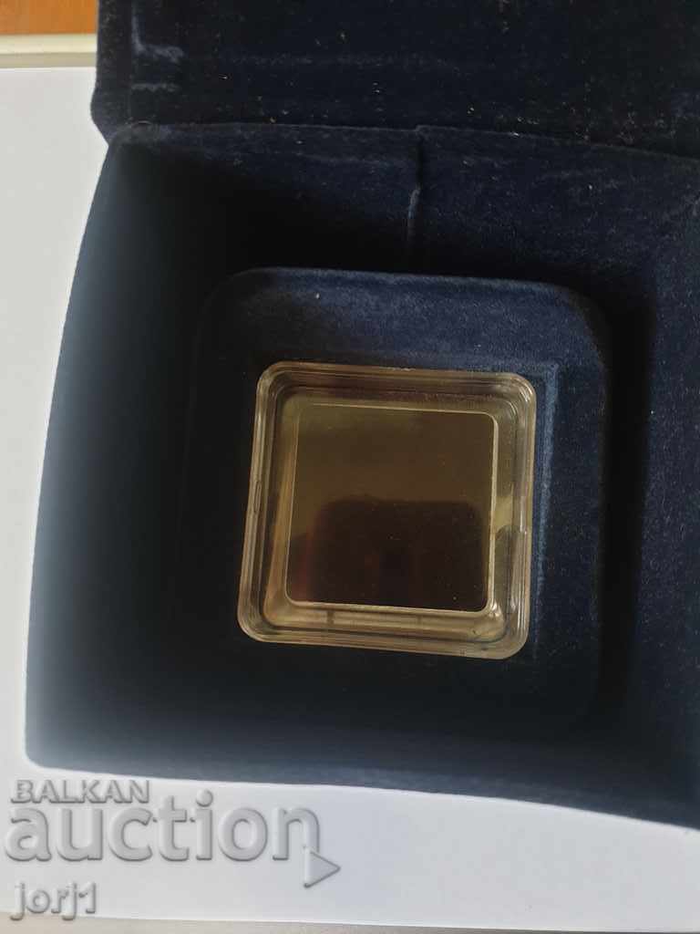 Auction box Auction box