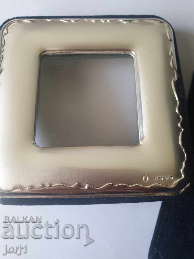 Delivery of box Delivery of box