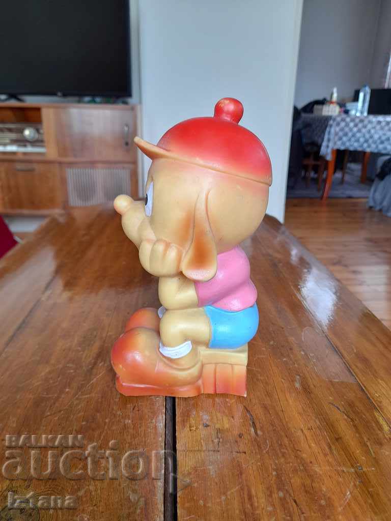 Delivery of Old toy, dog Delivery of Old toy, dog