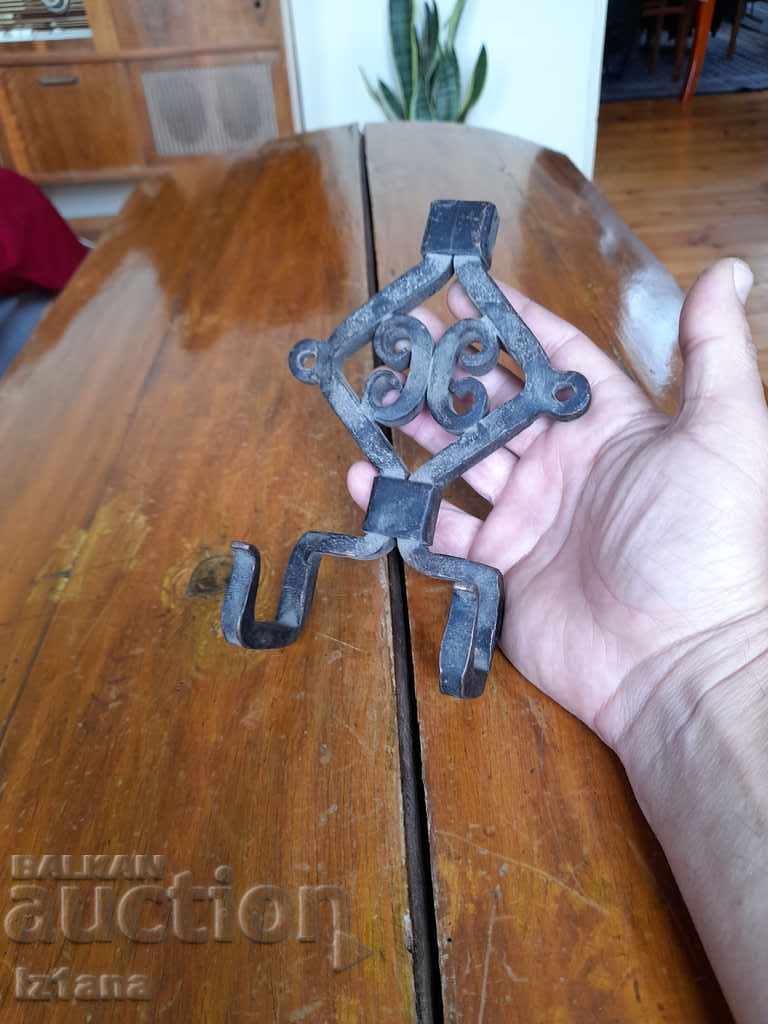 An old hanger with price 30.00 BGN | € 15.34 An old hanger with price 30.00 BGN | € 15.34