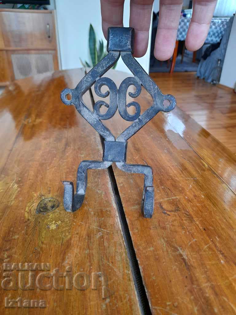 An old hanger - 7 An old hanger - 7