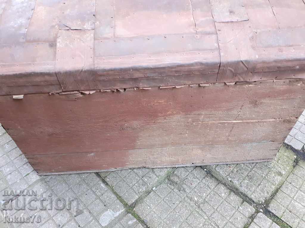 Delivery of Authentic old Revival chest for chaise with metal fittings Delivery of Authentic old Revival chest for chaise with metal fittings