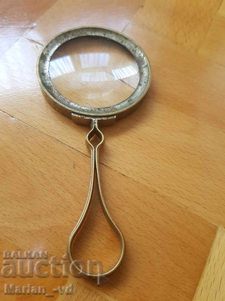 An old French magnifying glass with price 40.00 BGN | € 20.45