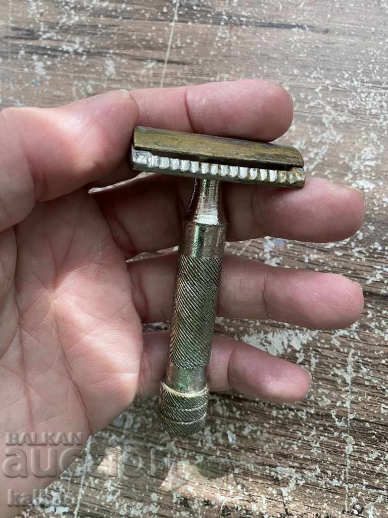 Auction Metal razor Auction Metal razor