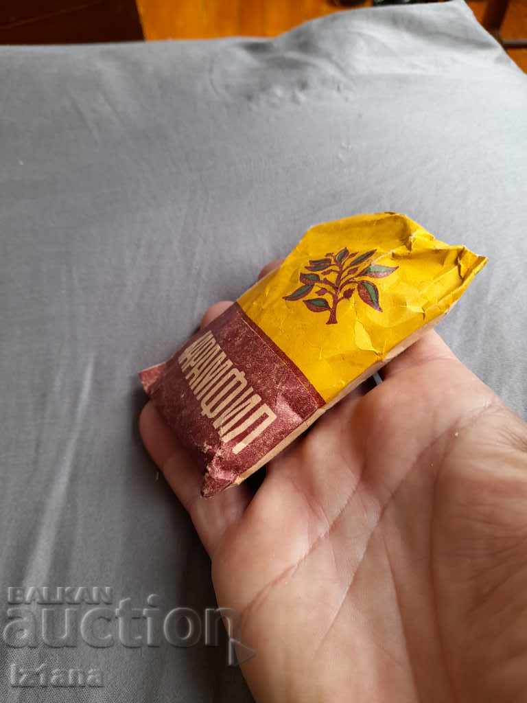 Δημοπρασία Παλιά μπαχαρικά γαρύφαλλο Δημοπρασία Παλιά μπαχαρικά γαρύφαλλο