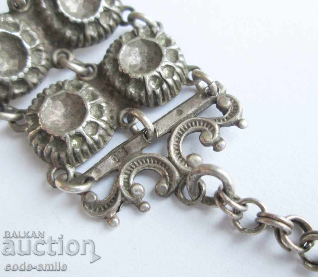 Delivery of Old antique women's silver bracelet jewelry silver Delivery of Old antique women's silver bracelet jewelry silver