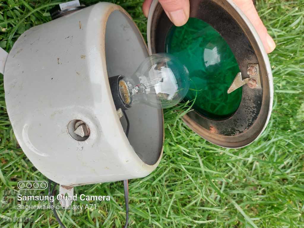 Доставка на ЛАМПА - СИГНАЛНА Доставка на ЛАМПА - СИГНАЛНА