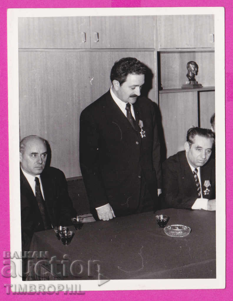 Auction 262470 / Archive Toncho N. Bambalski awarding an order Auction 262470 / Archive Toncho N. Bambalski awarding an order