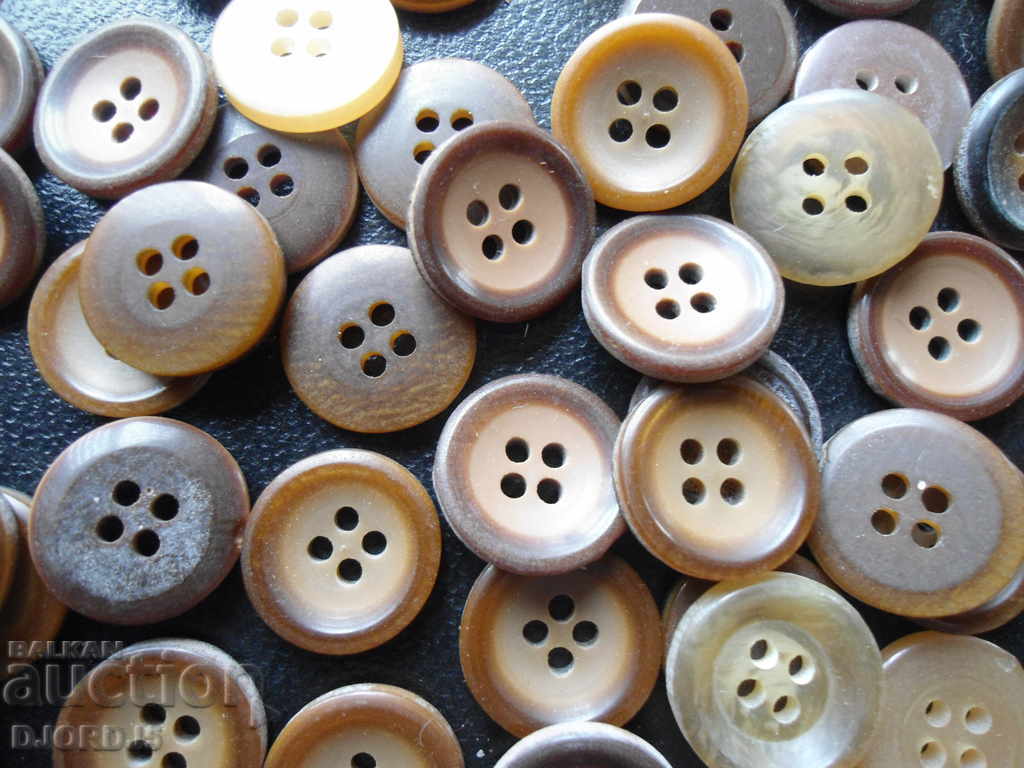 Old buttons, 63 pieces with price 5.00 BGN | € 2.56 Old buttons, 63 pieces with price 5.00 BGN | € 2.56
