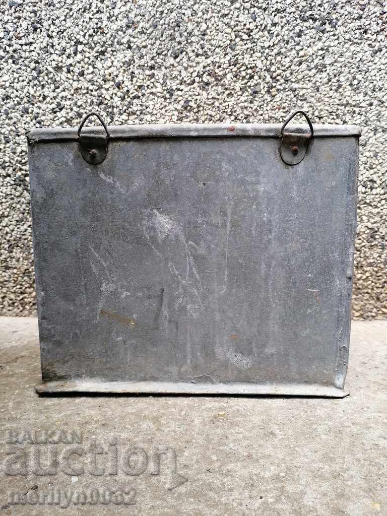 Auction Washbasin, village sink, water tank Auction Washbasin, village sink, water tank