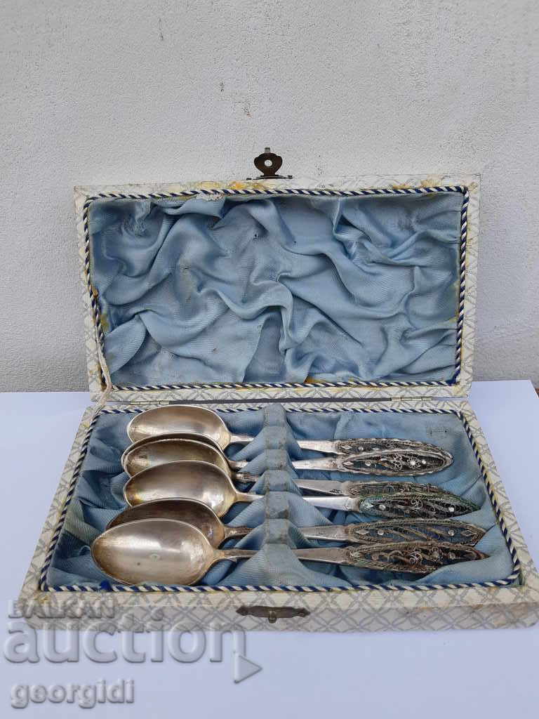 An amazing set of silver filigree spoons. №0157