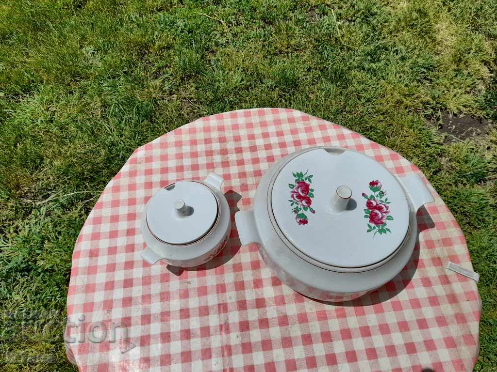 Auction Star Porcelain Staple Auction Star Porcelain Staple