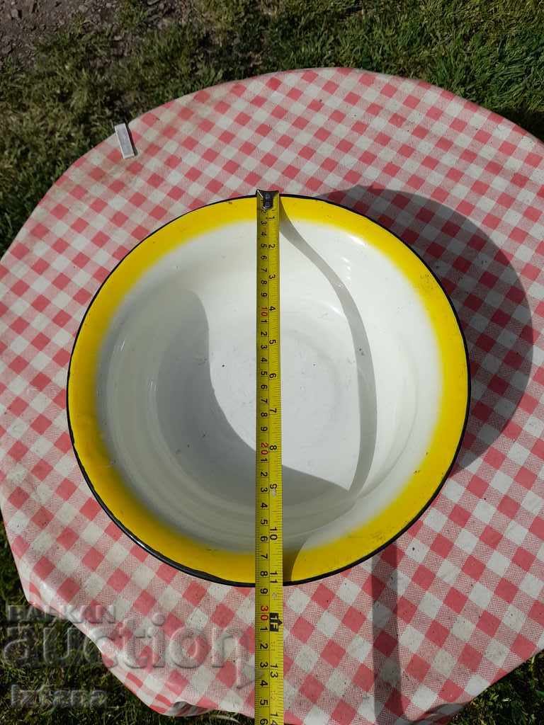 Δημοπρασία Παλιά εμαγιέ μπολ Δημοπρασία Παλιά εμαγιέ μπολ